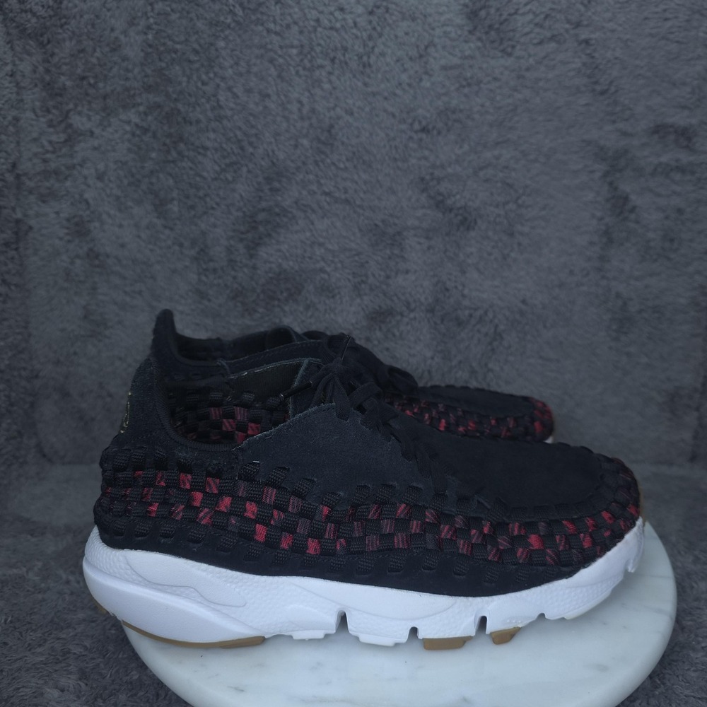 Nike N7 RN Shoes Womens Size 8 Black Suede Woven Low Top Sneakers AA0508-001